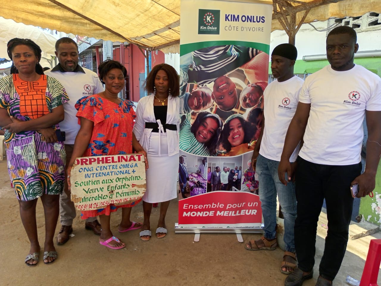 Activités KIM ONLUS : Plus de 150 Kits alimentaires offerts à l'orphelinat centres Oméga