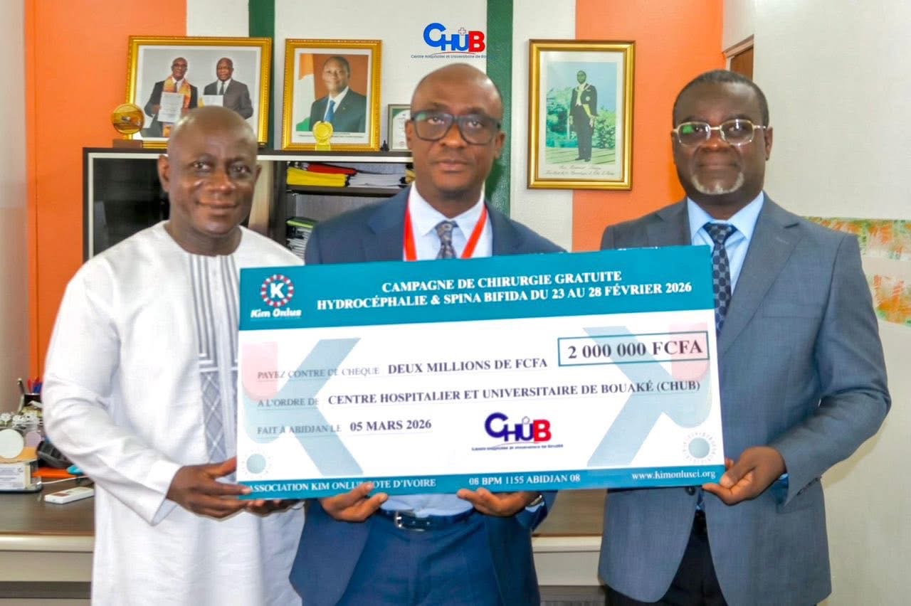 Dons : Kim Onlus CI fait don de Deux millions au CHU de Bouaké