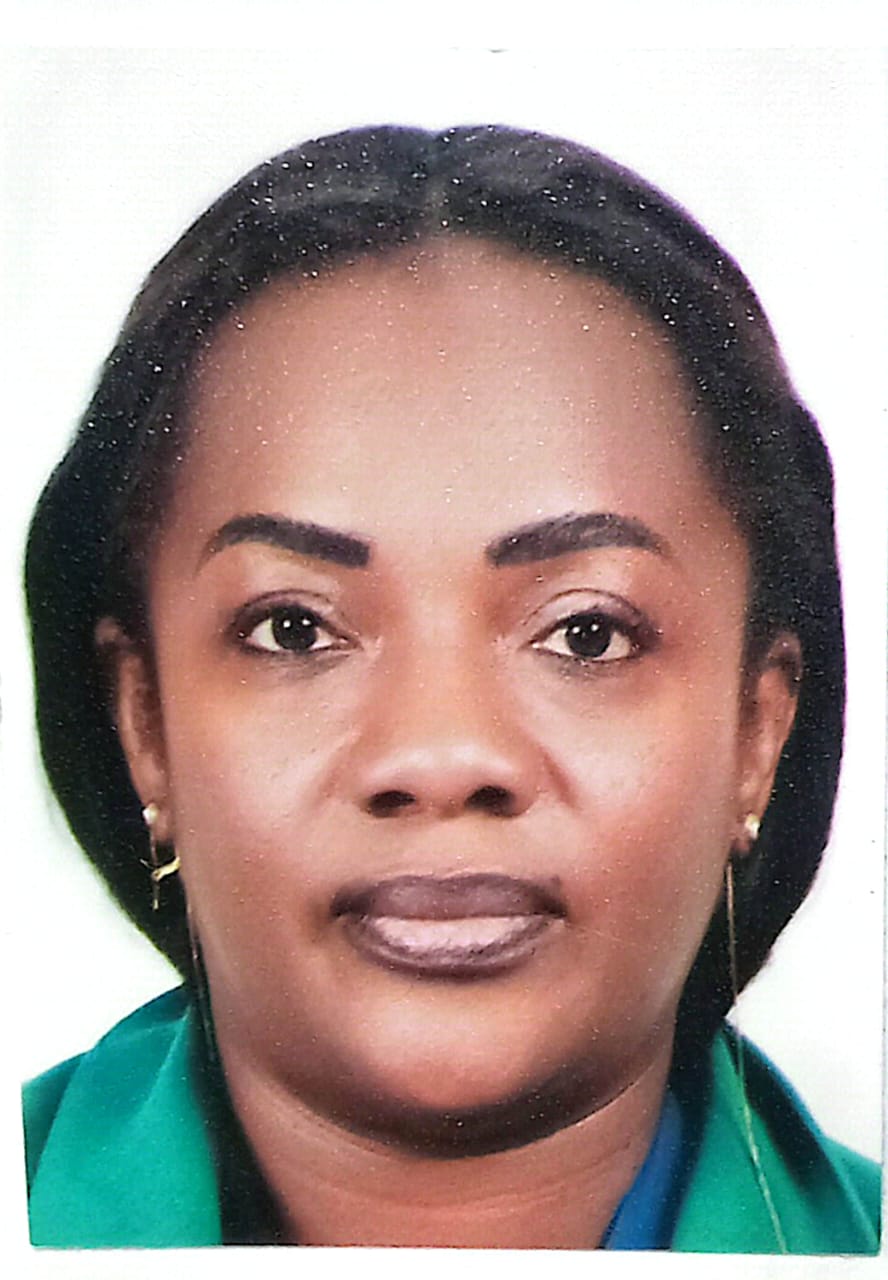 Mme Évelyne Laure KONAN